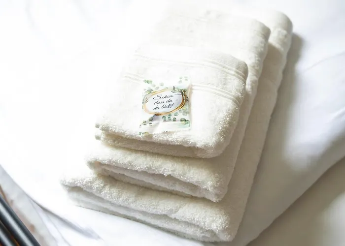 Living Апартаменты *